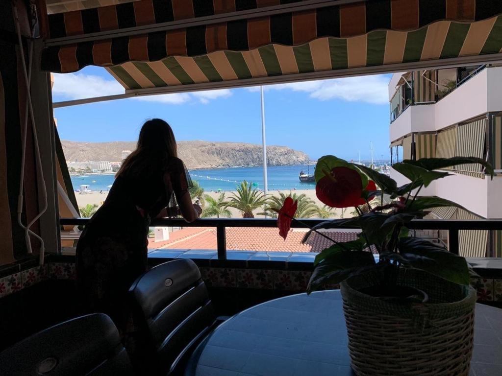 Views To The Infinite Sea In Los Cristianos Los Cristianos  Exterior photo